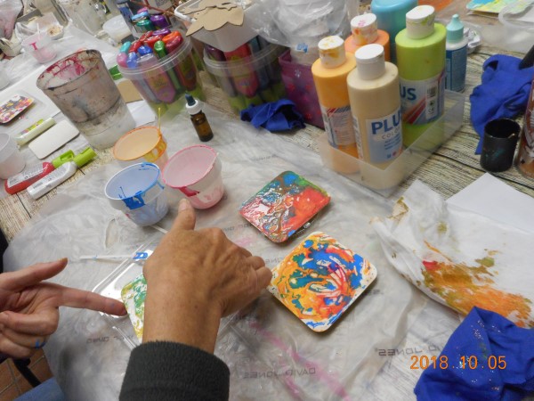 Acrylic Pouring 2